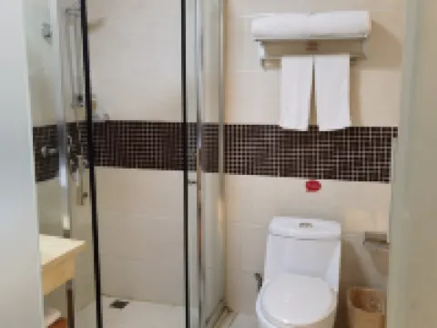 Homeinn Pebble Hotel (Changshu Yushan Fangta Street) Hotels near Changshu Museum