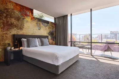 Kennigo Hotel Brisbane, Independent Collection by an EVT hotel