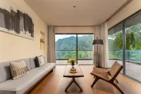 Landscape Hidden Cottage,360°Mountain and Sea View,Cliff Swimming Pool, Forest View Manor 롼촨 호텔