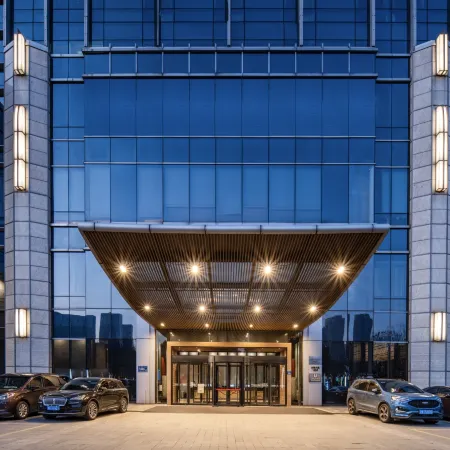 Manhu Yunfan Apartment (Wuxi Binhu Vientiane City Yuantouzhu Scenic Area)