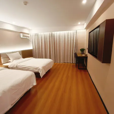 Super 8 Hotel (Hejing Swan Lake Road)
