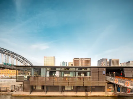 Hotel Off Paris Seine Отели рядом со станцией Вокзал Аустерлиц