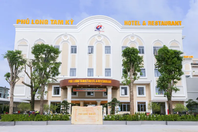 Phu Long Tam Ky Hotel & Restaurant