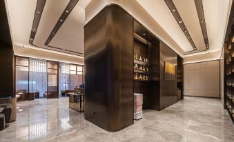 Crystal  Hotel Qingdao Taidong Pedestrian Street