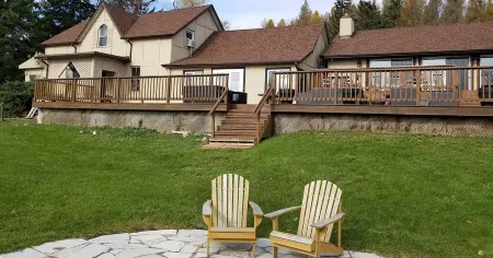 Northumberland Heights Wellness Retreat & Spa Отели рядом с достопримечательностью «Cobourg Beach»
