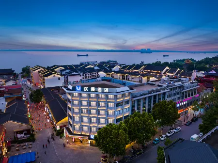 OKDAY Hotel Yueyang Tower, Yueyang Отели рядом с достопримечательностью «Bianhe Street»