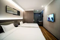 Jindao   Holiday   Business   Hotel - parking