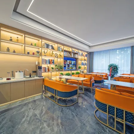 Kaiya Smart Choice Hotel (Huqiu Wedding Dress City, Hubei Road Metro Station Branch)