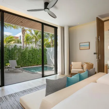 Melia Phuket Mai Khao Отели рядом с достопримечательностью «Пляж Май Кхао»