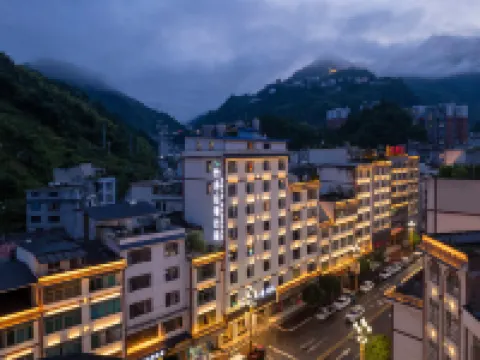 BAMBOO BOAT Light Luxury Hotel (Weixin Huan Cheng Xi Road) Hoteles en Weixin