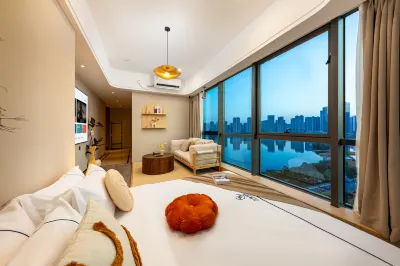 Wanlong International Apartment (Changsha Meixi Huluyun Road Subway Station Branch)