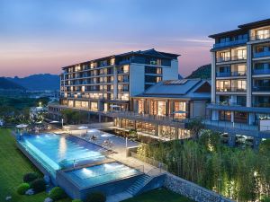 Guizhou Anshun Huangguoshu Kaiyuan Mingdu Resort Hotel