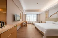Vienna International Hotel (Foshan Shunde Jun'an Lehuicheng) Hotel dekat Jun'an Station