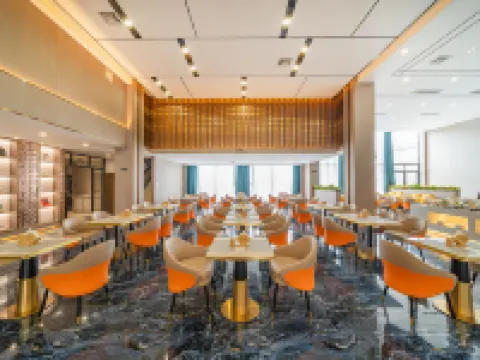 Poltton Century Hotel（Yangjiang  Jinshan Road ） Hotels in Yangjiang