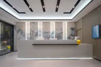 TUKE LIGHT HOTEL (Yangzhou University Slender West Lake South Gate) - 2성급