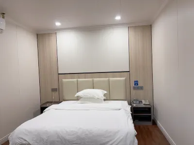 Wuhua Xiujing Business Hotel Hotels near Liaofashi Palace