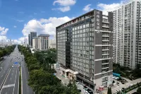 Lido Hotel (Luoyang Longmen High-Speed Railway Station Kaiyuan Avenue)