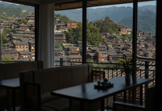 Qianhu Boyue Panorama Hotel
