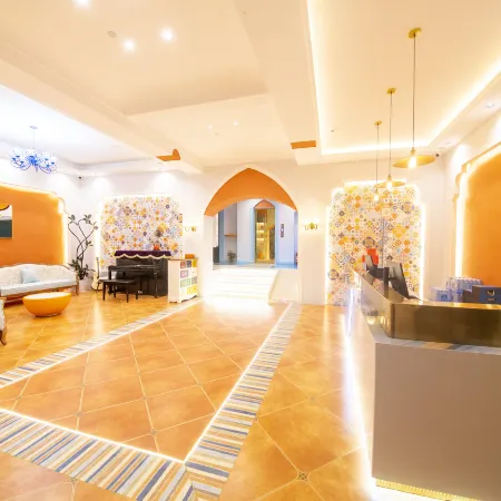 Kaiwei Qili Hotel
