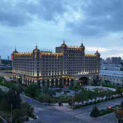 格爾木凱邦大酒店 Hotel Exterior