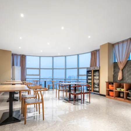 CAY MAN PLATINUM Hotel Qixian County Zhenxing Road.