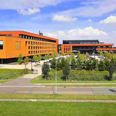 Van der Valk Hotel Almere Hotel Exterior