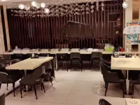 Hillman Smart Hotel (Qilou Old Stree Branch） Hotels near Meilan