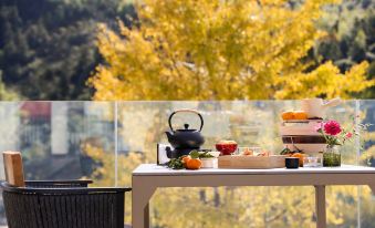 Floral Lux Hotel · Mountain View Terrace Hotel