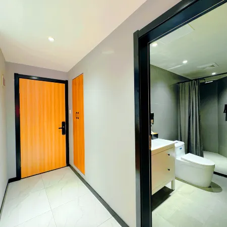Four Seasons S Hotel (Ma'anshan Yaoban Golden Eagle Shopping Center)