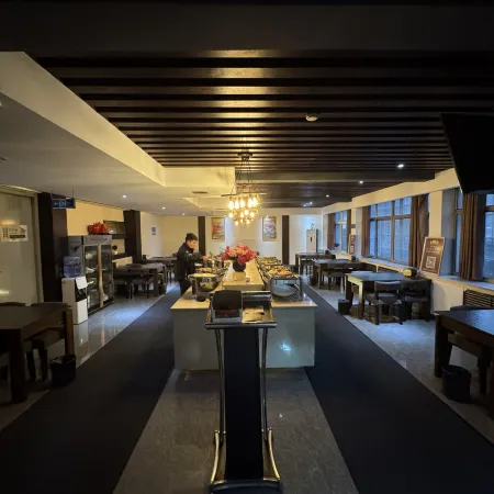 Manka Golden Apple Hotel (Fei County Dongfang Shopping Plaza)
