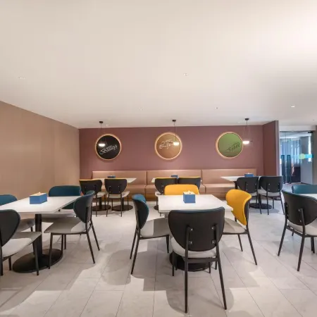 Xincheng Hotel (Guogou Plaza Branch, Xuancheng High-speed Rail Station)