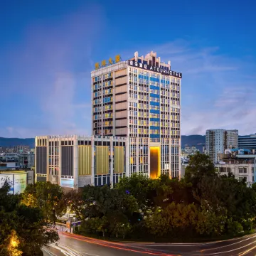 Baoshan Longyang District Hengbang Building Atour Hotel