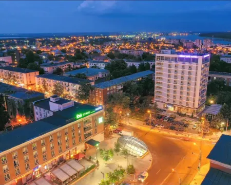 メルキュール ガラティ セントラム ガラツのホテル