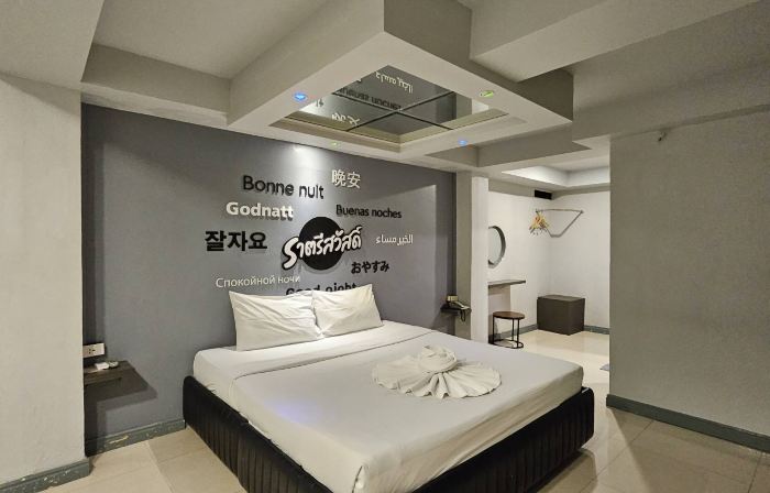 Hollywood Dannok Hotel