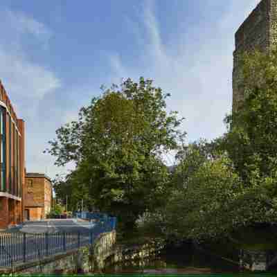 Courtyard Oxford City Centre Hotel Exterior