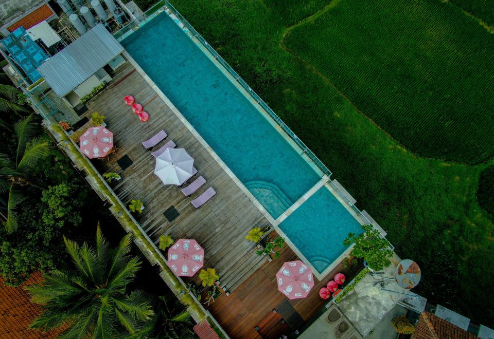 5. 더 에비텔 리조..