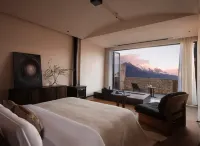 Kui Ran · View Snow Mountain Resort (Baisha Ancient Town ) - balcony