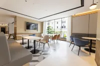 Echarm Hotel（Quanzhou Yushawan Branch）