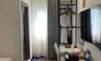 A25 Hotel - 65G Nguyen Thai Hoc