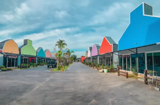 Pai Tawan Resort Hotel - Pet friendly Hotels near North Eastern University