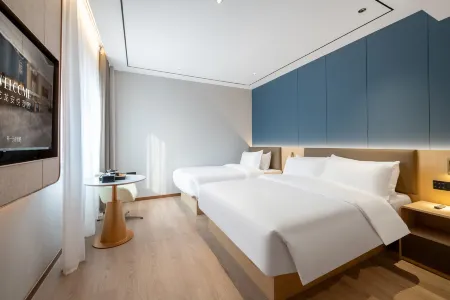 Elong Anyue Hotel (Zhangjiagang Manbatt Square) Отели рядом с достопримечательностью «luyuanguzhen»