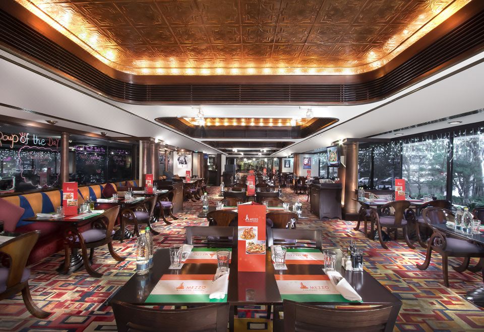 리갈 구룡 호텔 로비