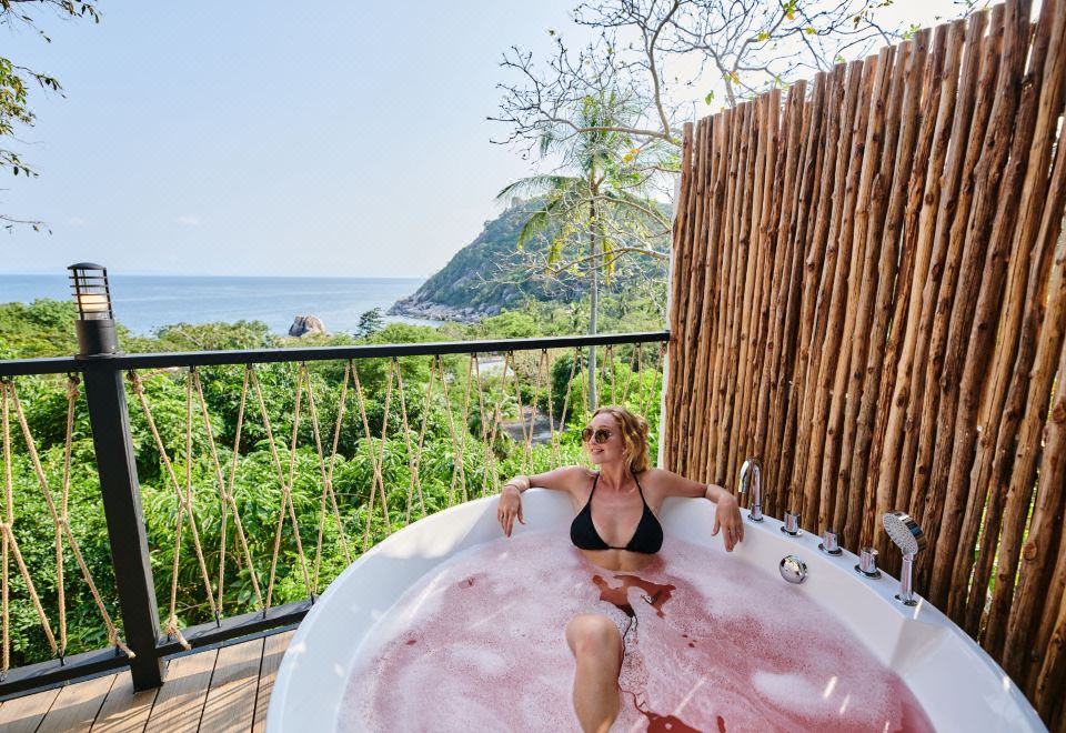 럽 디 코 타오 타노테 베이 프라이빗 비치