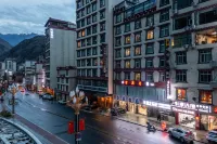 Haide Hotel Hotels near Dangling Village