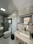 Longkou Zhaoren Business Hotel