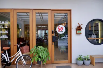 Red Panda Hostel & Cafe Các khách sạn ở 