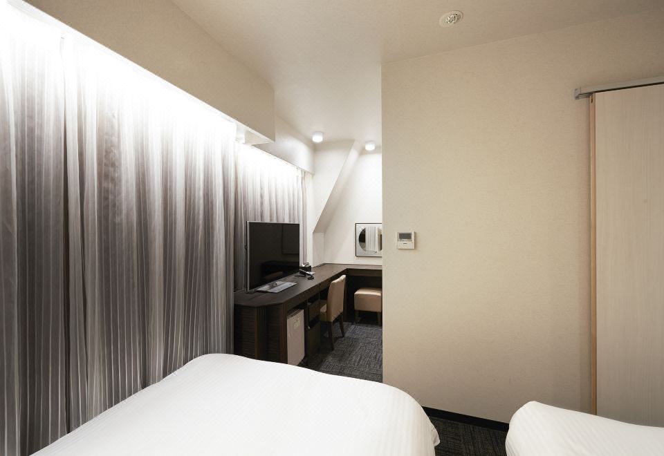 Sotetsu Fresa Inn Ochanomizu-Jimbocho Over view