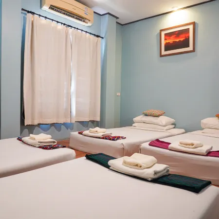 Thanicha Resort Amphawa