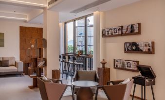 Guyu Seasons · Secret Oasis with Designer Pool & Garden Retreat (Wangxian Valley Branch)