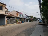 W. House for group, Cozy Loft near Suvarnabhumi  Airport